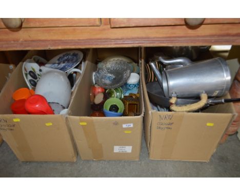 Three boxes of mostly kitchenalia and various enamel ware