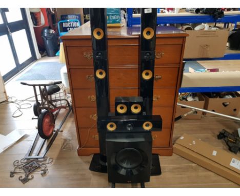 VERY NICE LG SURROUND SOUND SPEAKER SYSTEM