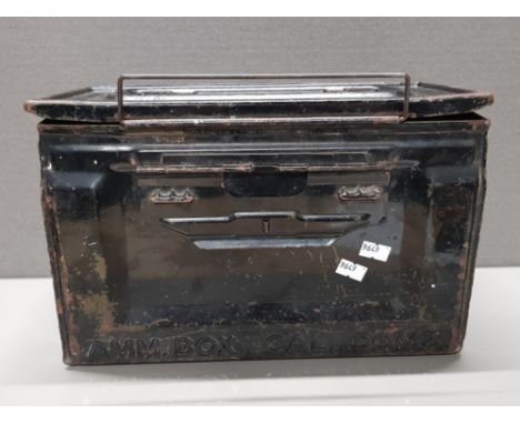 VINTAGE METAL USA AMMUNITION CASE FOR 50 CAL ROUNDS