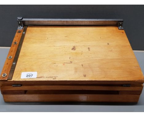 VINTAGE GUILLOTINE PAPER CUTTER