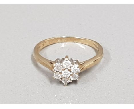 9CT GOLD DIAMOND CLUSTER RING APX .33CT 2G SIZE O