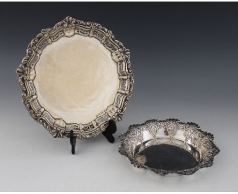 A late Victorian silver bon-bon dish, Fenton Brothers Ltd, Sheffield 1899, of circular form with shaped scalloped rim, border