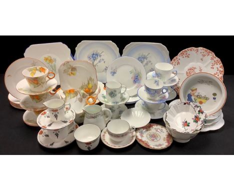 A Shelley part tea set, printed with fruit and leaves in shades of orange and brown, pattern number 781613; Shelley Mabel Luc