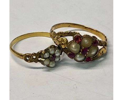 Two Victorian yellow gold daisy rings set with pearl and garnet clusters, each with open shoulders, sizes O and J, approx 3.5