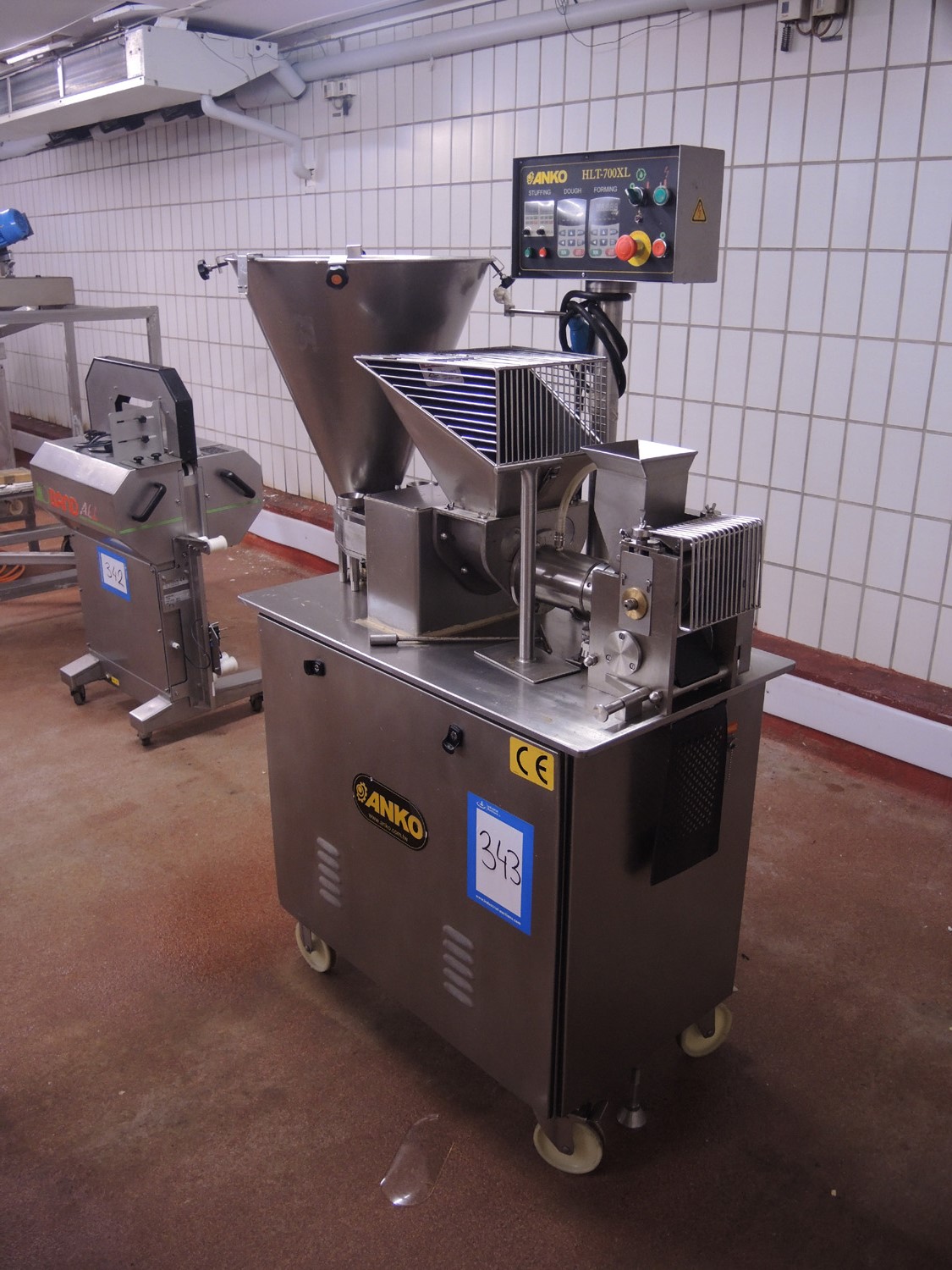Anko mobile multipurpose filling and forming machine, used for filled