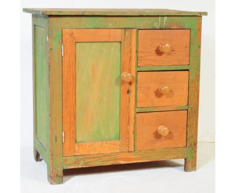 A late 19th century country painted pine linen cupboard chest of drawers. Raised on bracket feet with a bank of drawers havin