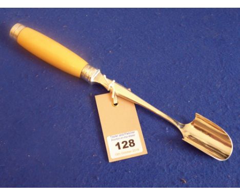 A fine 19th century antique ivory and silver handled stilton scoop  CONDITION REPORT: The ivory has gone down to a nice light