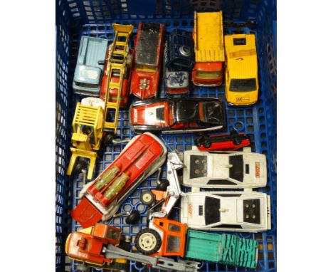 BOX OF TOY VEHICLES INC CORGI LUNAR BUG, AA VAN + PRIESTMAN 