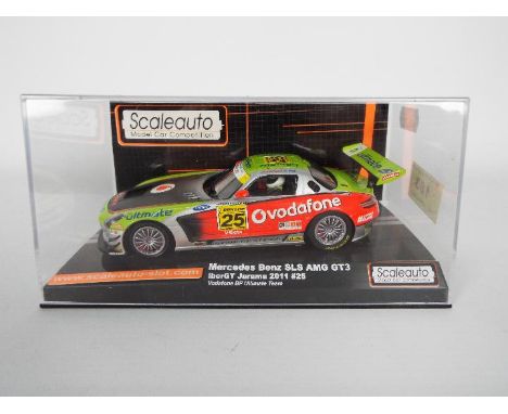 Slot - A Scaleauto slot car Model Car Competition Mercedes Benz SLS AMG GT3 IberGT Jarama 2011 #25  Vodafone BP Ultimate Team