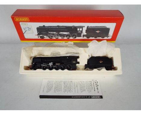 Hornby - A boxed Hornby 'Super Detail' OO gauge R2105A 2-10-0 standard class 9F steam locomotive and tender Op.No. 92108 in B