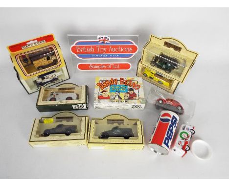 Lledo - 85 x boxed die-cast vehicles by Lledo - lot includes a 1936 Chevrolet Pick-Up Vehicle 'Avon Tyres' 36002, a 1955 VW K