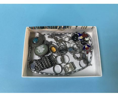 Assorted silver jewellery, enamel badges etc.