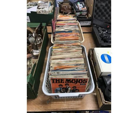 Collection of singles and EP's including Rolling Stones, Chuck Berry, Geno Washington, The Who etc.