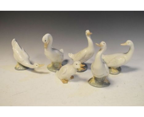 Six Spanish Nao porcelain figurines of ducks and geese, 15cm high (6)  