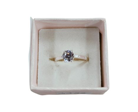 STERLING SILVER SOLITAIRE RING