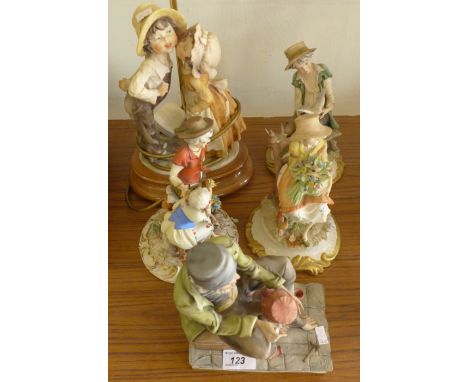 A mixed lot four Capodimonte figures and a further table lamp (5)