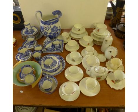 A mixed lot of blue and white items comprising a Willow pattern wash jug, a quantity of Phoenix Florentine tea ware, George J