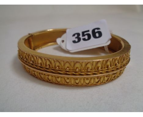 15ct Gold Ladies Edwardian bangle 22g total weight