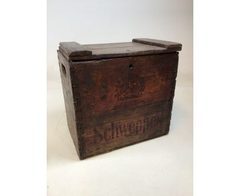 A vintage lidded Schweppes crate W:36cm x D:24cm x H:34cm