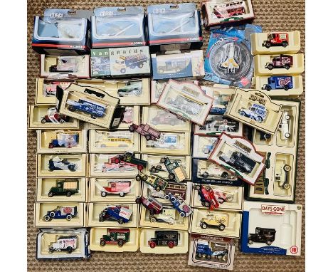 A collection of die cast model vehicles, including Lledo, Matchbox, Corgi etc (75+)