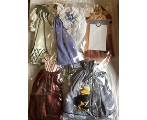 Franklin Mint&nbsp; Scarlet Heirloom vintage portrait dolls outfits; a variety of outfits made for Scarlet OHara in packets-e