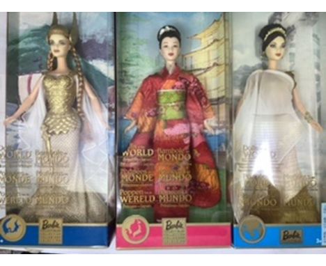 Mattel Barbie dolls ; Viking ,Japan and Greece vintage boxed dolls all sealed (3)