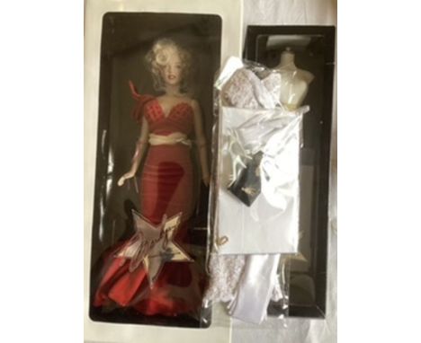 Franklin Mint Vintage Vinyl Portrait fashion doll wardrobe collection doll set ;Marilyn Monroe boxed doll in red gown and a m