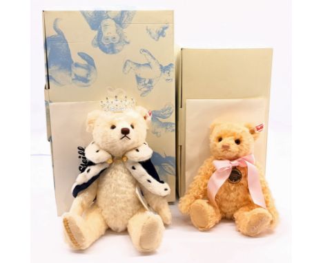 Steiff Royal teddy bear pair including: (1) Queen Elizabeth II Long to Reign Over Us, white tag 664779, LE 2015, mohair, inte