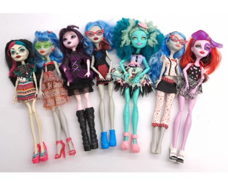 Mattel Monster High Dolls Collection Including:(1) Skelita Calaveras,(2) Ghoulia Yelps From Scaris City Of Frights,(3) Honey 