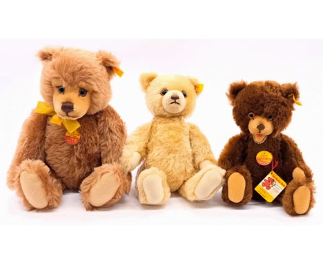 Steiff teddy bear trio including: (1) musical Original bear, yellow tag 011184, mohair, chest tag, 15"/38cm; (2) Brummbar ted