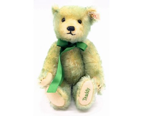 Steiff "Teaddy Bear", white tag 652646, green mohair, LE 1500, made exclusively for Taiwan in 1998, MISSING certificate and C