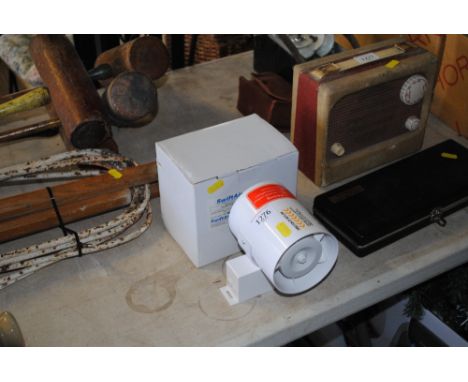A Swift Air inline timer fan approx. 4inch