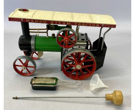 MAMOD TE1A LIVE STEAM TRACTION ENGINE, boxed