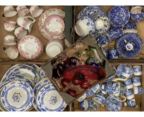 WEDGWOOD 'FALLOW DEER' PATTERN COFFEE SERVICE (15 pieces), Cauldon dragon pattern dinner service, including 2 x circular lidd