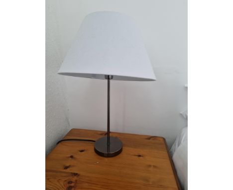 A Pair Of Colours Table Lamp With White Shade H 450mm (51)