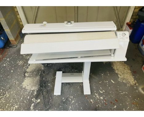 Miele HM16-83 Commercial Rotary Ironer Roller Diameter 160mm Roller Length 830mm Electric Heating Output 15kg/H At 20% Residu