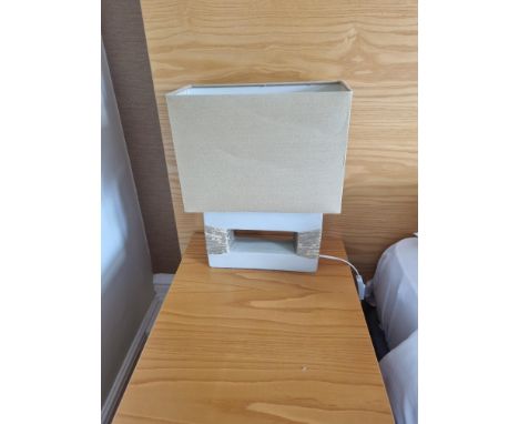 A Pair Of Cream And Gold Ceramic Bedside Lamps H 420mm (8)