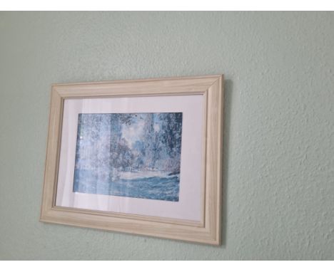 A Pair Of Wall Art In Light Wooden Frame 490x390mm (2)