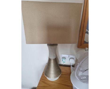 A Cream And Gold Ceramic Bedside Lamps H 580mm (17)