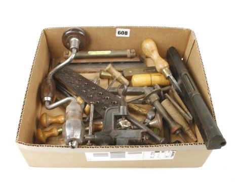A box of tools G 