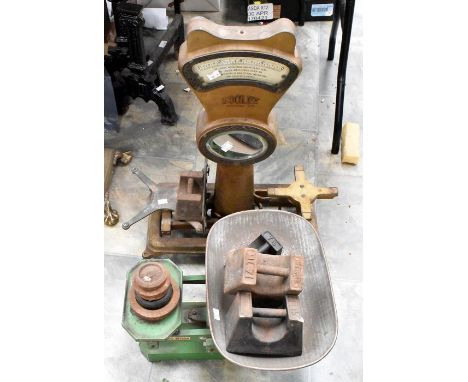 Two vintage weighing scales Pooles and Brickmails early 20th century with weights.&nbsp;
