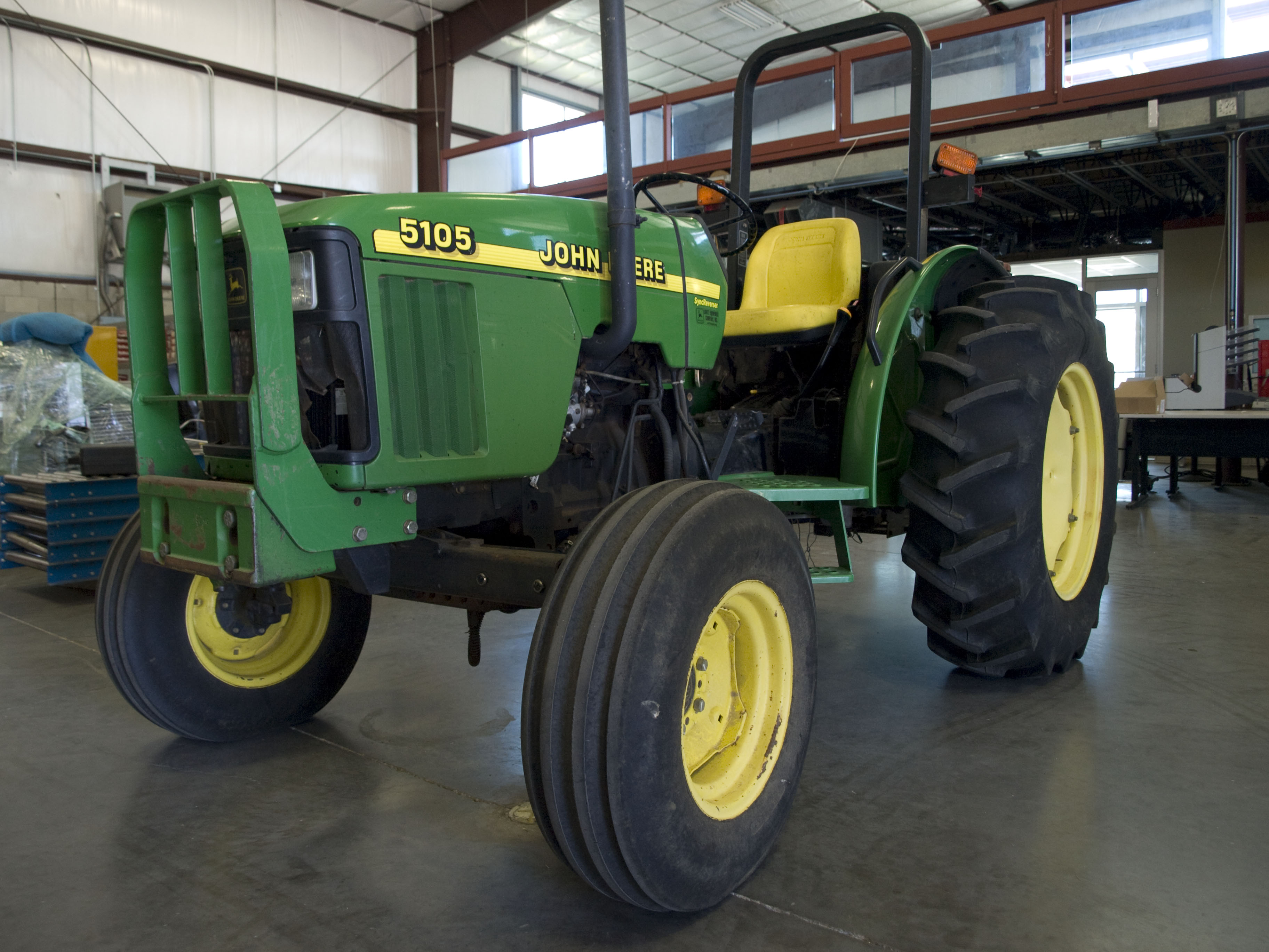 JOHN DEERE TRACTOR MODEL 5105 DIESEL RUNS HOUR METER NOT WORKING