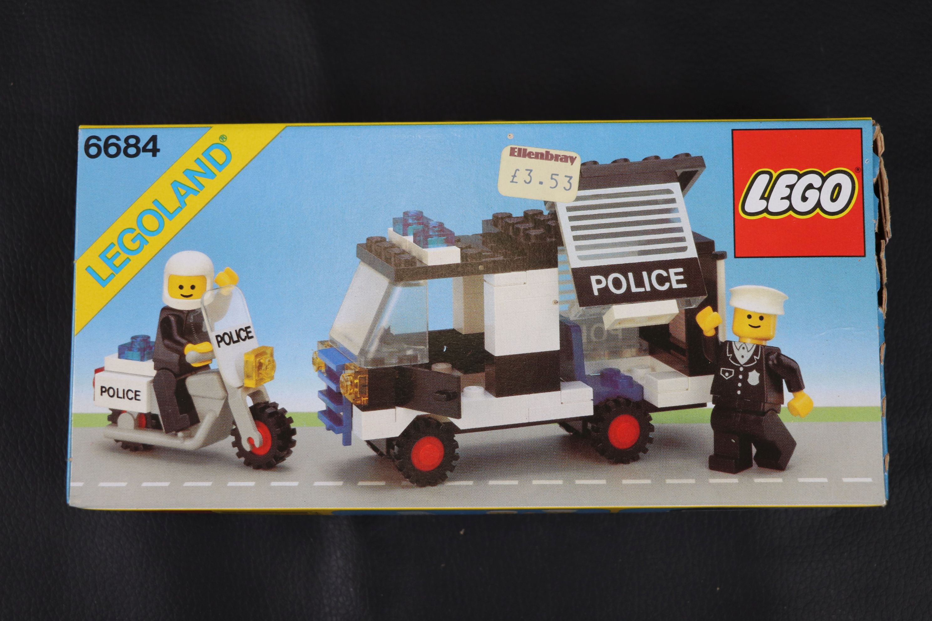 Five boxed Lego Legoland sets to include 6684, 6630, 6695, 6627 & 6682 ...