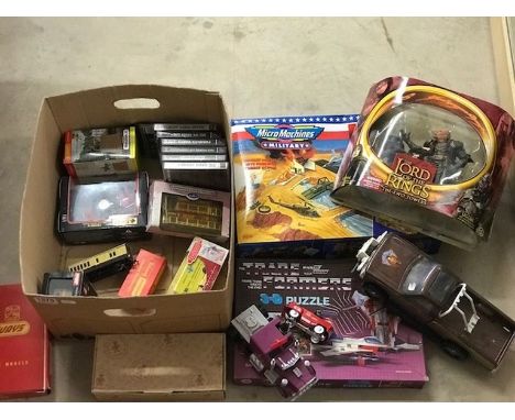 Collection of toys to include boxed Galoob Micro Machines Wolf Ridge Battle Ground, boxed Transformers puzzle, cased ltd edn 