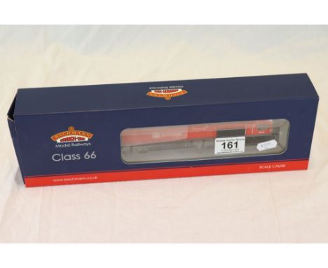 Boxed Bachmann OO gauge 32734 21 DCC Class 66 Diesel 66152 DB Schenker engine