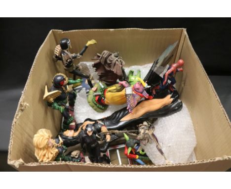 Five Robert Harrop 2000AD Figures - Quinch, PSI-Judge Anderson, Judge Dredd ' I am the law', Judge Dredd ' the punishment is 