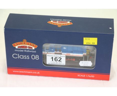 Boxed Bachmann OO gauge 32109 Clss 08 Diesel Shunter 08631 Eagle NSE 8 DCC engine