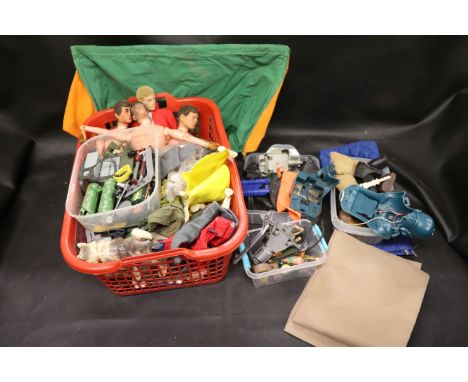 Collection of original Palitoy Action Man to include 4 x figures, numerous accessories to include weapons, clothing, etc, pla