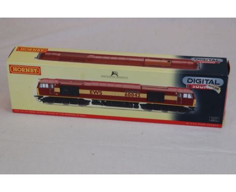 Boxed Hornby OO gauge R2899XS EWS Co-Co Diesel Electric Class Locomotive 60042 The Hundred of Hoo with Sound (decoder fitted)