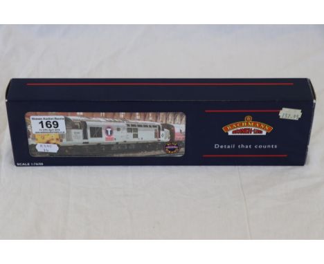 Boxed Bachmann OO gauge 32378 Class 37/4 Diesel 37431 Intercity Bullidae Blue Riband engine 